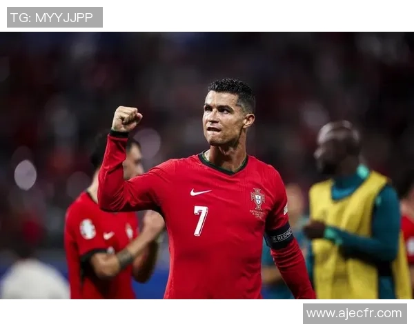 骨灰级足球明星的传奇人生与不朽成就揭秘 骨灰级足球明星的传奇人生与不朽成就揭秘